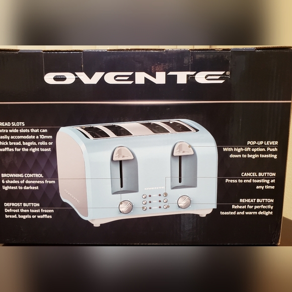 4 Slice Toaster - Picture 3 of 5